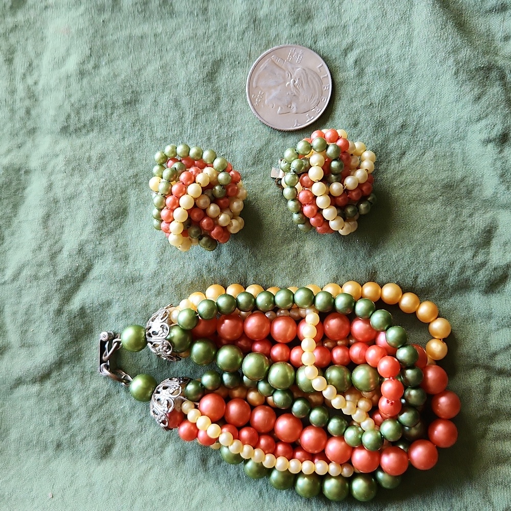 Vintage Multistrand Earring And Bracelet Set 70's Colors Green Yellow Orange